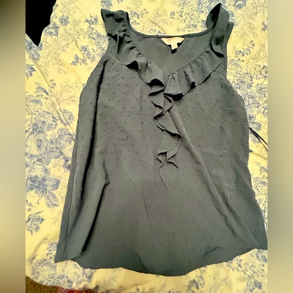 Elegant Ruffled Gray Women's Top
Lauren Conrad - Picture 1 of 3